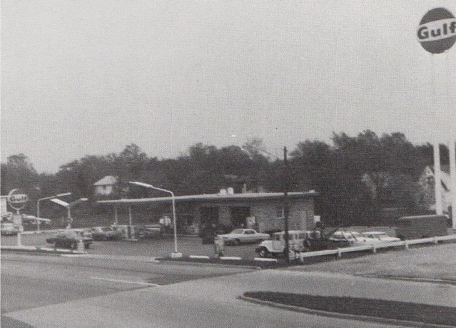 Traffic Circle Gulf 1968