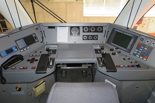RhB Allegra 3105 Driver's cab | Allegra multiple unit, used … | Flickr
