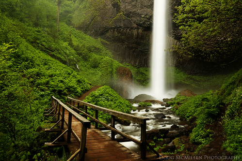 bridge oregon waterfall latourellfalls columbiarivernationalscenicarea guywtalbotstatepark