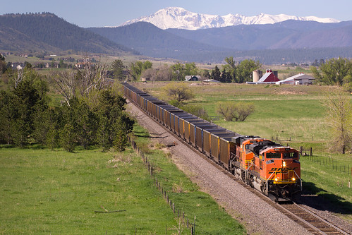 railroad train colorado bnsf pikespeak castlerock rampartrange emd coaltrain sd70ace jointline bnsf9134