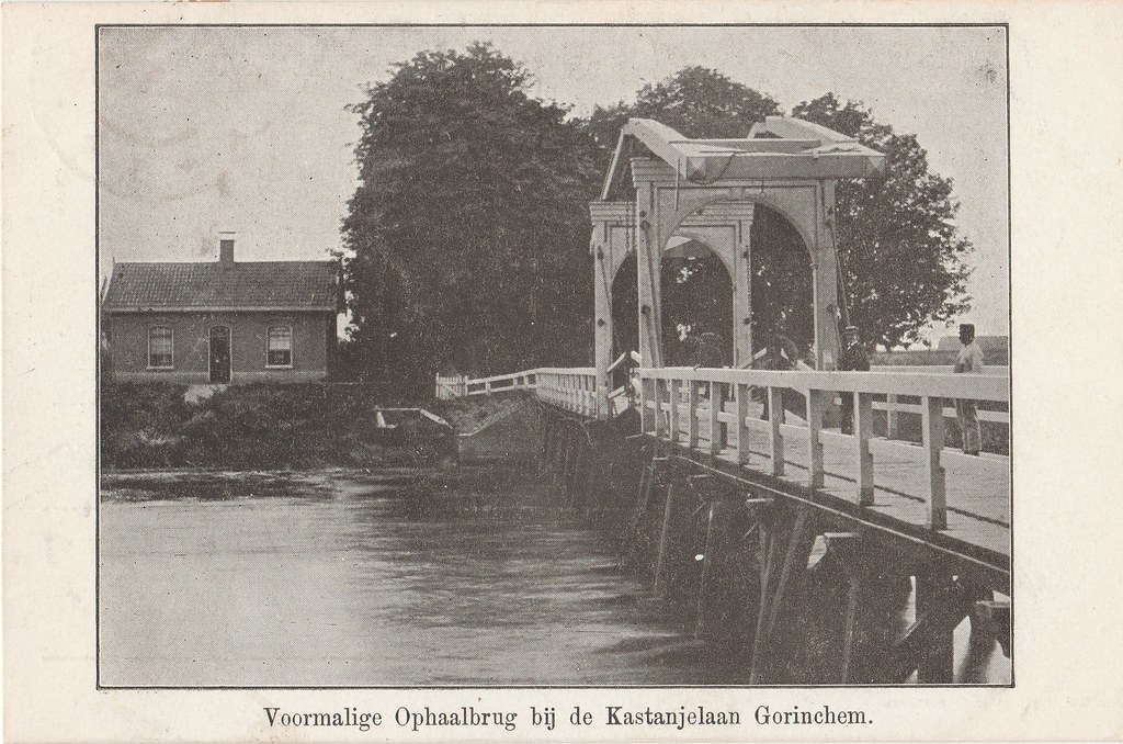 Ansichtkaart voormalig ophaalbrug bij de Kastanjelaan (Uitg. J.H. Knierum) (1)