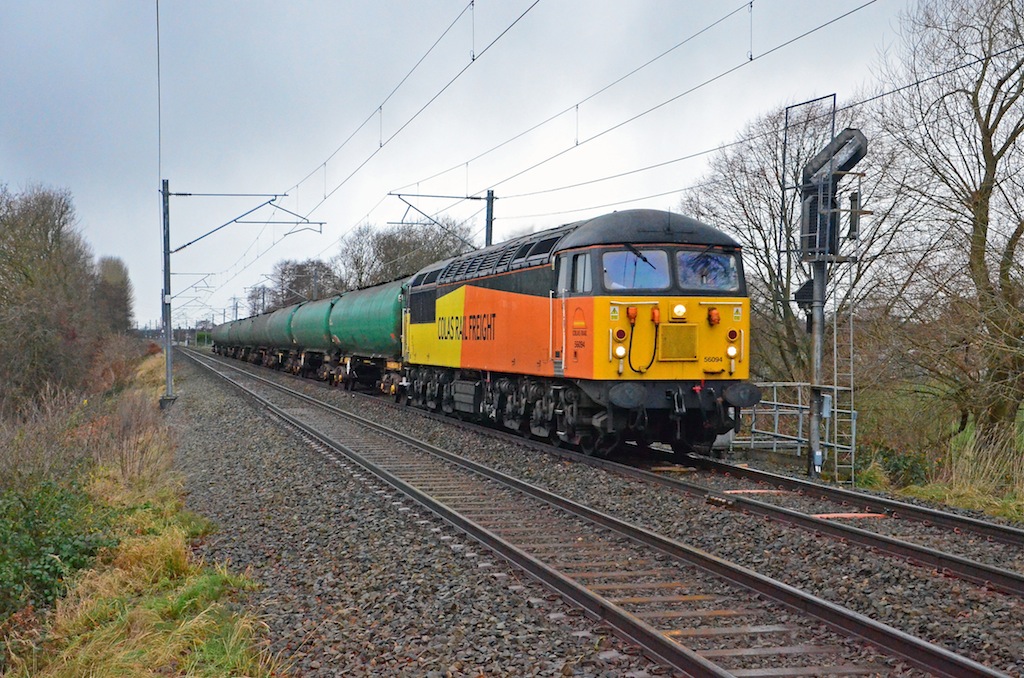 56094 Alsager 191213 | Running 73 minutes late 56094 approac… | Flickr