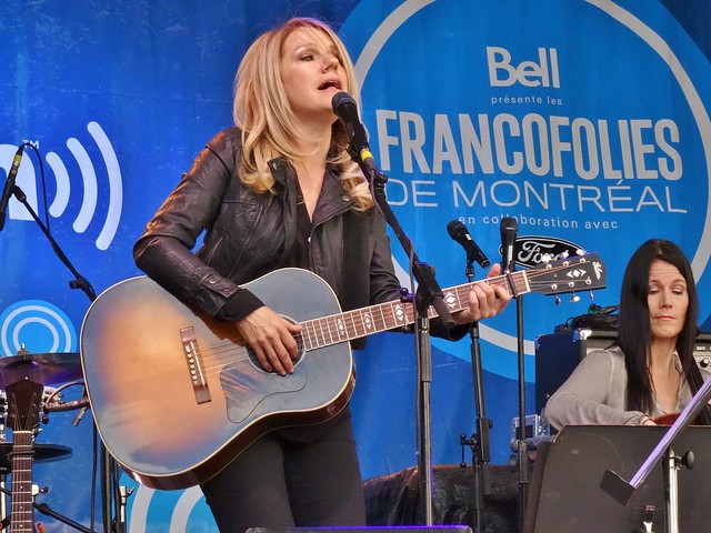 Sony HX50V, Sylvie Paquette, Scène SiriusXM, Francofolies, Montréal, 18 juin 2013 (1)