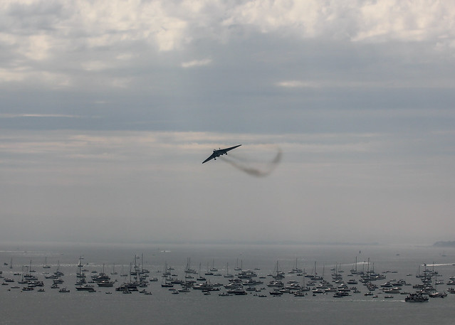 Avro Vulcan XH558 over the bay - Bournemouth Air Festival 2015