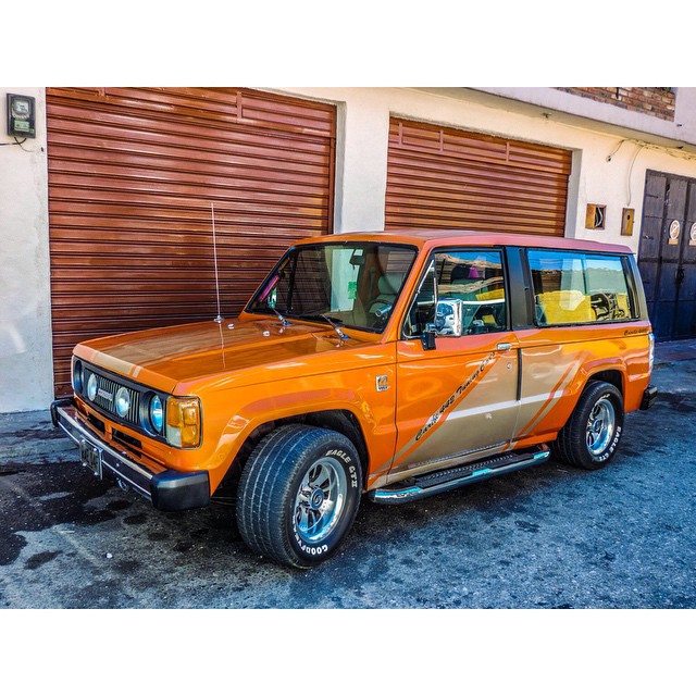 Kill it with fire! #Caribe #isuzu #Trooper #caribe442 #questionablemodifications #morninautos #soloparking #chivera #catanare #carporn #whips #tuning