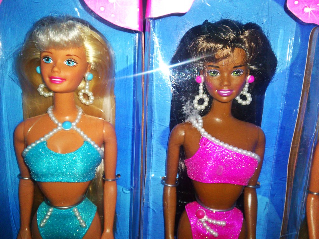 Navidad pistón una vez Pearl Beach Barbie and Christie 1997.Perlen Glanz Barbie &… | Flickr