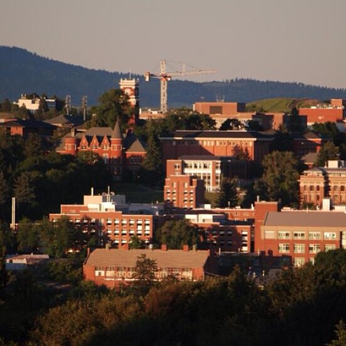#Sunset hitting the @WSUPullman campus this evening, as seen from Sunnyside Hill. #wsu #gocougs #nofilter