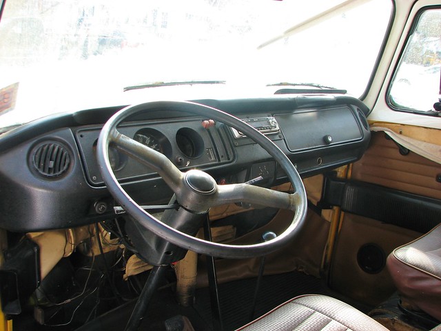 THE DASHBOARD OF A 1979 VOLKSWAGEN MICROBUS IN JAN 2014