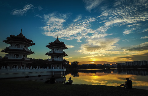 sunset clouds photographers chinesegarden cloudscape cloudreflections goldenlights twinpagoda