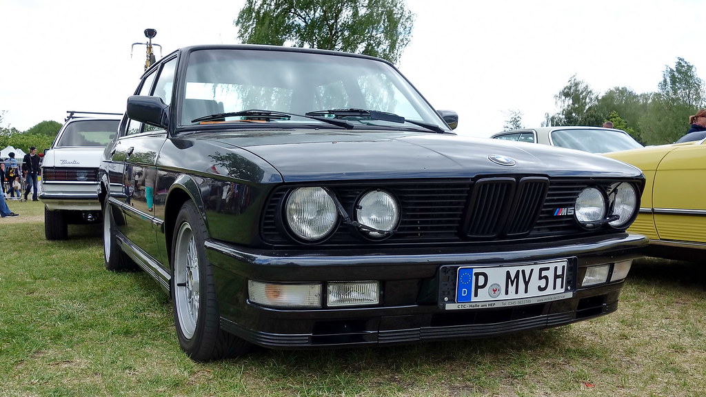 Image of BMW M5 E28