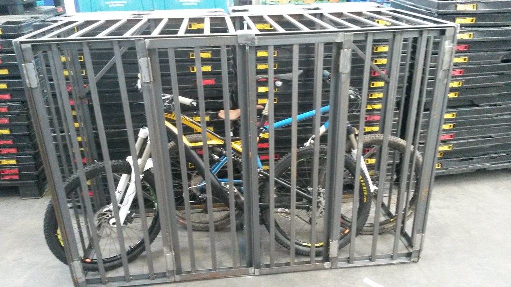 Bike cage