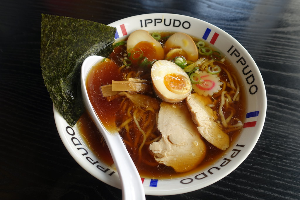 Tori Shoyu Ramen @ Ippudo Louvre @ Paris | Guilhem Vellut | Flickr