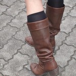middle heel knee high boots