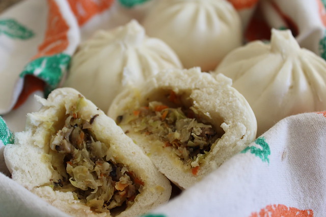 Steamed Cabbage Buns