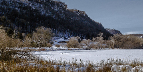 winter snow weather minnesota landscape midwest january winona snowcovered bluffland