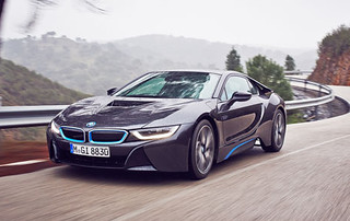 BMW-2014-i8-on-the-road-59 c