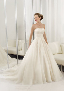 Ball-Gown Strapless Chapel Train Tulle princess wedding dr… | Flickr