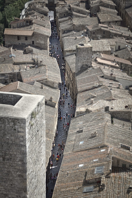 View over a narrow alley in San Gimignano, Tuscany, Italy [2013]