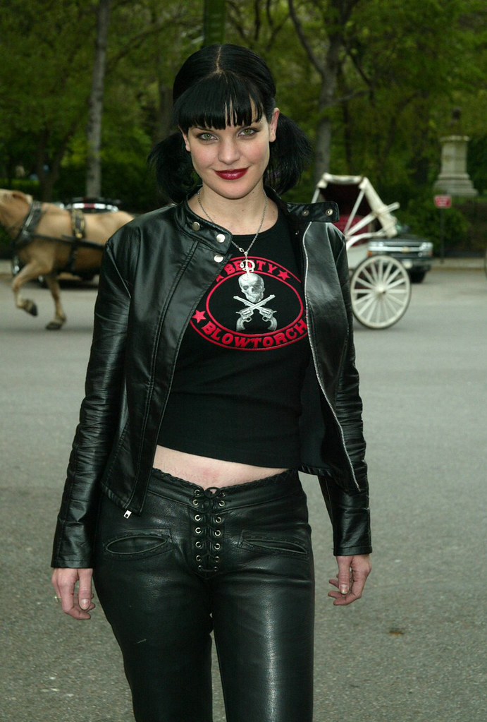 Pauly perrette sexy