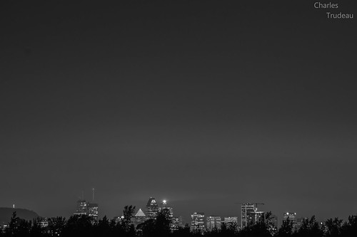 Skyline Montreal by Charles Trudeau, sky urban skyline night buildings lights downtown view noiretblanc montreal sightseeing ciel québec 