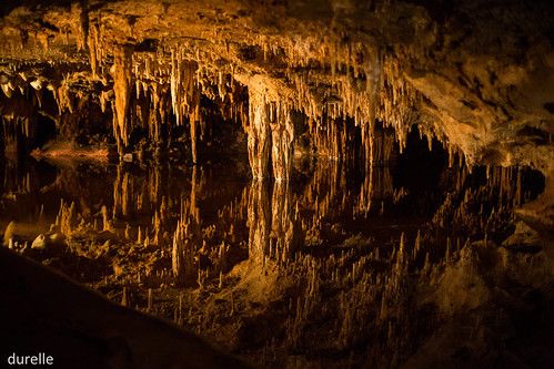 formation cave caverns luray