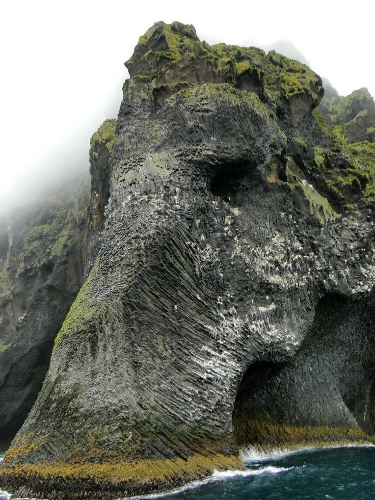 Elephant Rock. Heimaey, Iceland