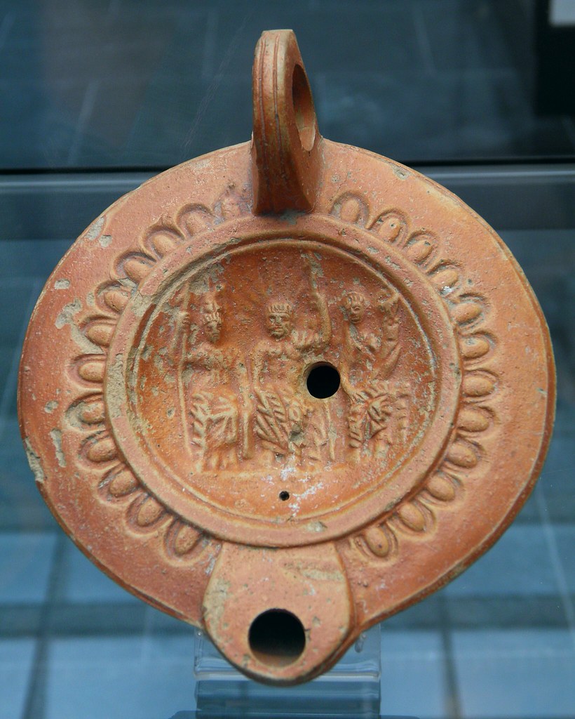 The Capitoline Triad (Jupiter, Juno, Minerva), Roman oil lamp terracotta, 1st century AD, Staatliche Antikensammlungen, Munich