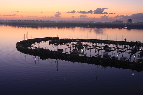 lake sunrise boats dock