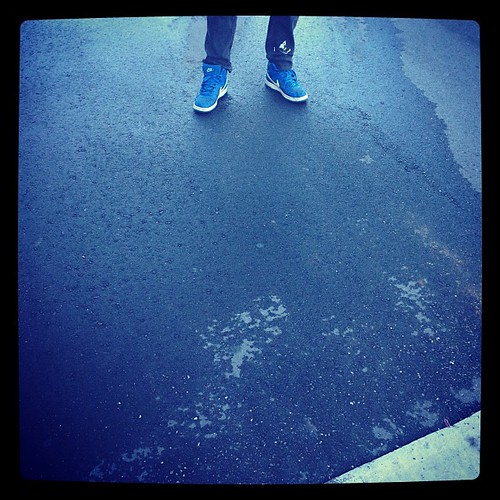 @hebermehl_art #matthebermehl #blue #nike #shoes #seesaw #seescad