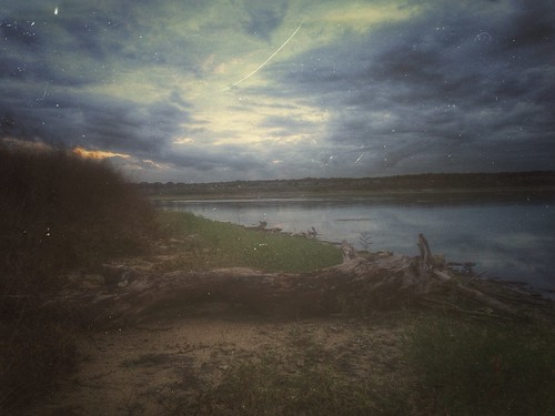 landscape moody nightshot shoreline southend lampasasriver retrolux cameraplus snapseed uploaded:by=flickrmobile flickriosapp:filter=nofilter settlespoint