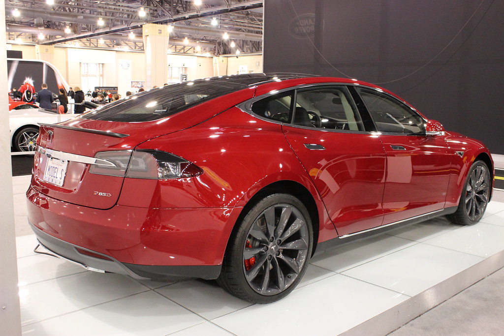 Image of Tesla Model S P85D