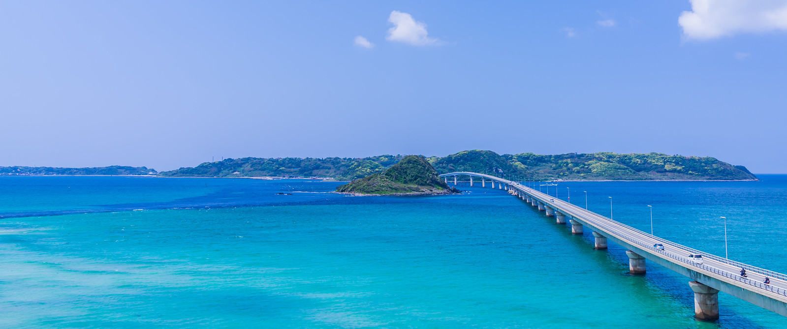 Clear blue sea | Location: Tsunoshima | AZURE | Flickr