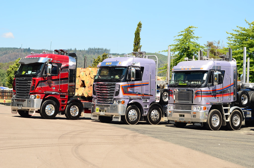 Rig Riders Rally Rotorua Rigs n Rides, Jan 2015 | Logger line up | Mike Cornwall | Flickr