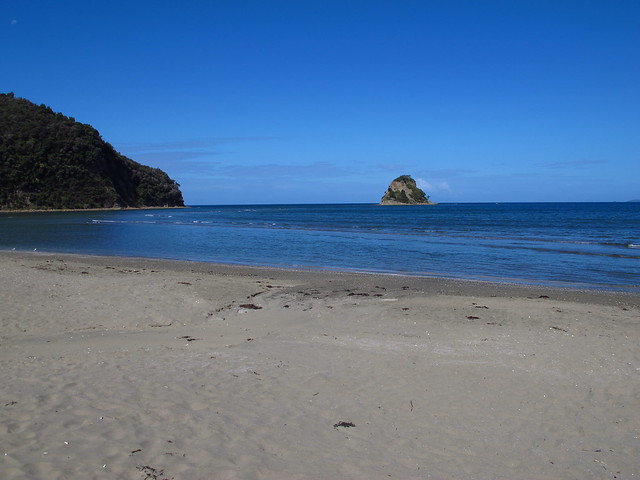 Waiwera beach