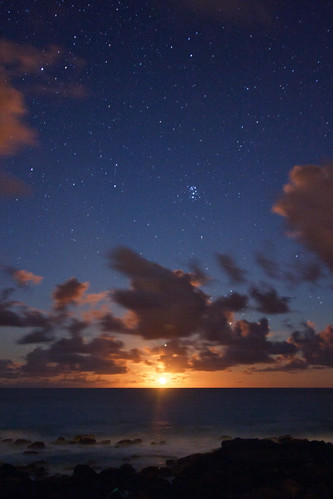 ocean sky beach night clouds stars hawaii moonrise kauai jupiter pleiades lihue ahukini