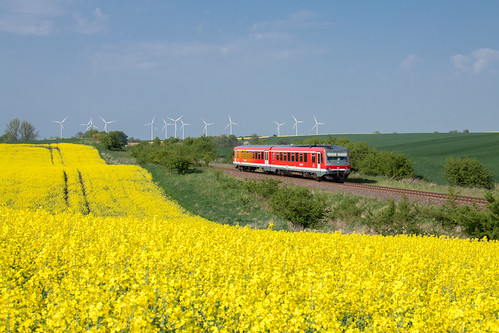 Uckermark by Manuuuel, 628 435 rollt am 02. Mai 2012 als RB 5814 von Angermünde nach Stettin. Hier hinter Tantow.deutschlan