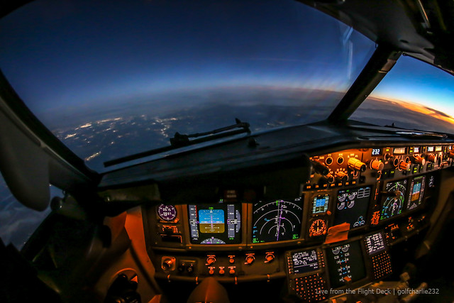 B737NG cockpit sunrise