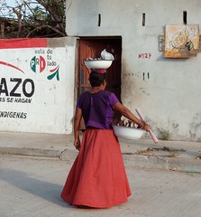 Gracefulness - Huave Woman - Gracia de Mujer Huave; San Mateo del Mar,  Región Istmo, Oaxaca, Mexico