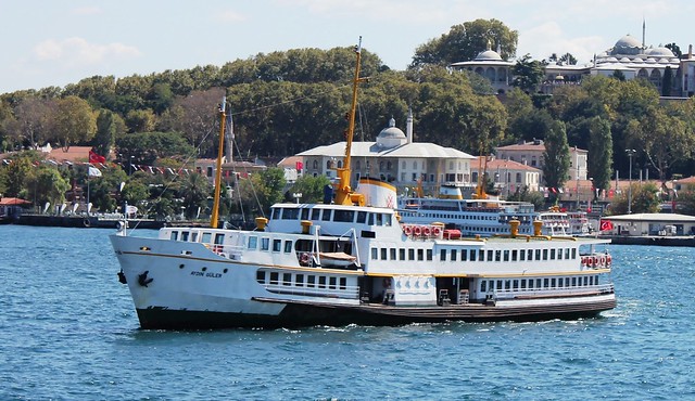 Istanbul Ferry - Aydin Guler