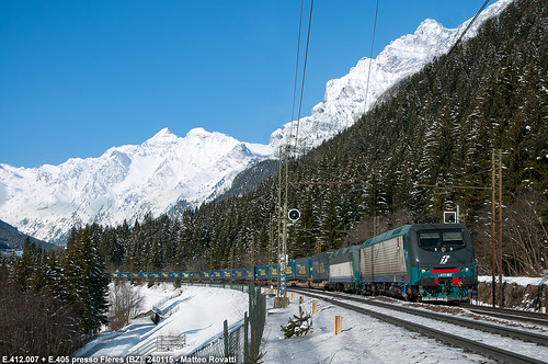 winter walter snow austria italia trains inverno treno freight brennero altoadige trenitalia lkw traxx treni fleres sudtirol e412 e405 colleisarco