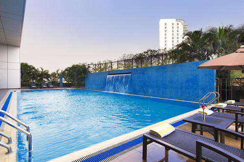 pool hotel 1212 dhaka bangladesh spg starwood starwoodresorts starwoodhotels westinhotels meetingresort thewestindhaka pooldayview