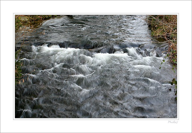 Ruisseau chiffonné ! - Crumpled stream !