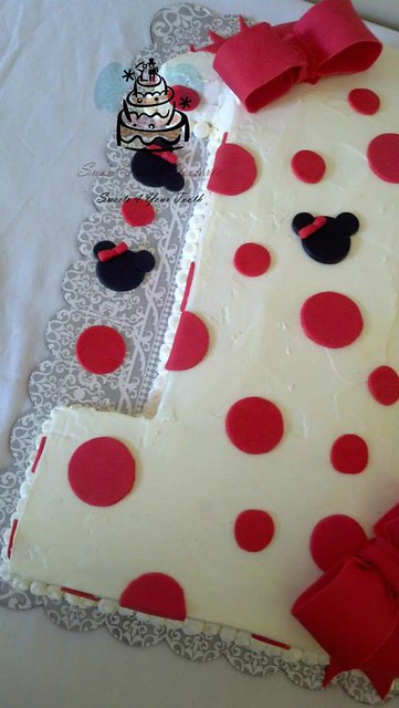 Number 1 Minnie Mouse Birthday Cake