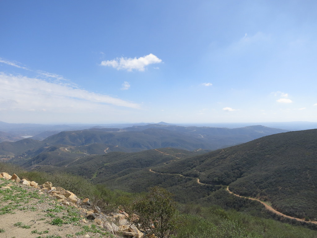 Cerro De Las Posas Ridgeline Trail