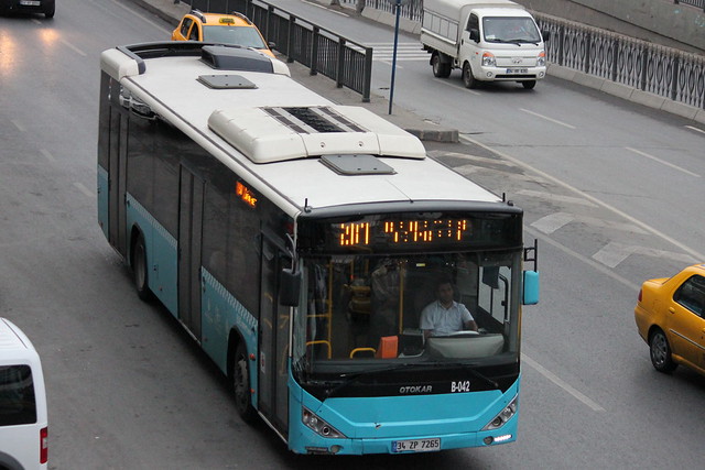 Istanbul City Bus B-042