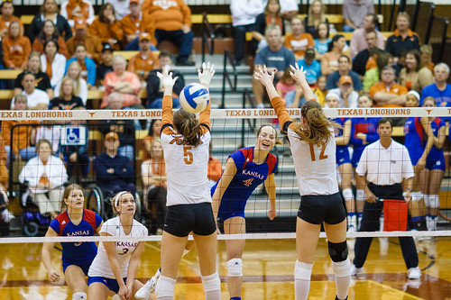 Texas vs. Kansas - Women's Volleyball