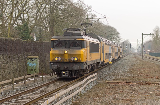 Bilthoven NS 1734 met DDAR 3 als Sprinter 5643 Utrecht-Zwolle