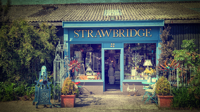 Strawbridge Shop