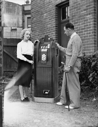Patent golf machine (taken for Conimatti), 2 April 1938, by Sam Hood | by State Library of NSW