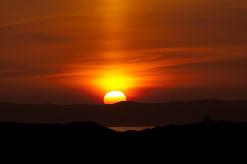 Solnedgang over Frøya. by 2BB1 Media, Sett fra Dolmøya.sunset solnedgang frøya bremvåg